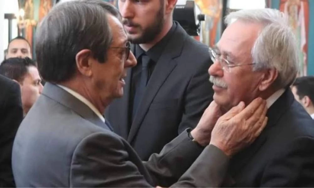 Κύπρος: Έφυγε από τη ζωή ο πρώην υπουργός Σωκράτης Χάσικος